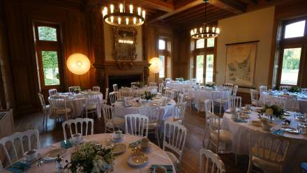 Salle de réception avec couchage 37 · Domaine de la Trigalière